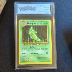 Pokemon TCG Metapod Card - Green